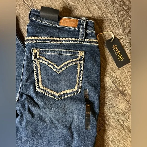 Shyanne Western Jeans - Picture 2 of 5